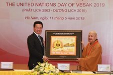 Phát hành đặc biệt bộ tem “Chào mừng Đại lễ Phật đản Liên Hợp Quốc-...